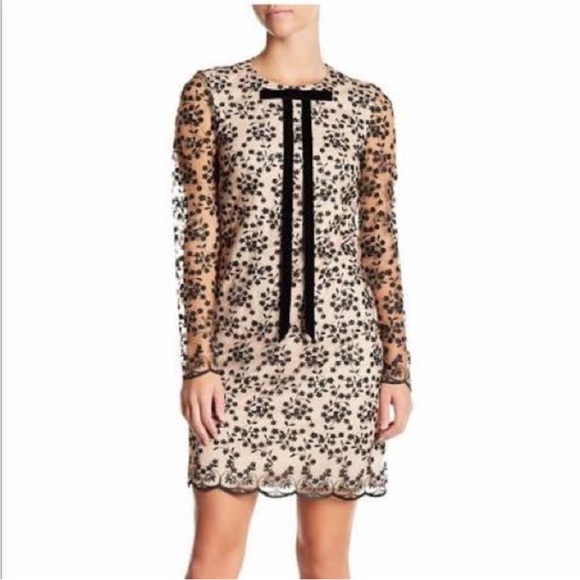 Betsey Johnson beige nude cream with black lace overlay shift dress size 6 tie - Picture 6 of 6